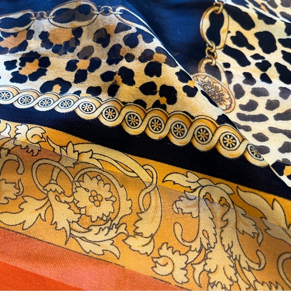 Vintage Made In Italy Animal Print Square Scarf - Picture 4 of 4